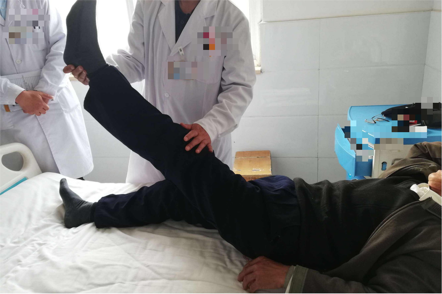 直腿抬高试验阳性图
